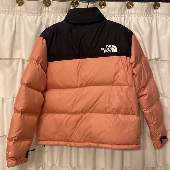 Northface Nuptse - Picture 9 of 12